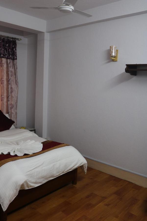 Om Tara Guest House Pvt Ltd Kathmandu Luaran gambar