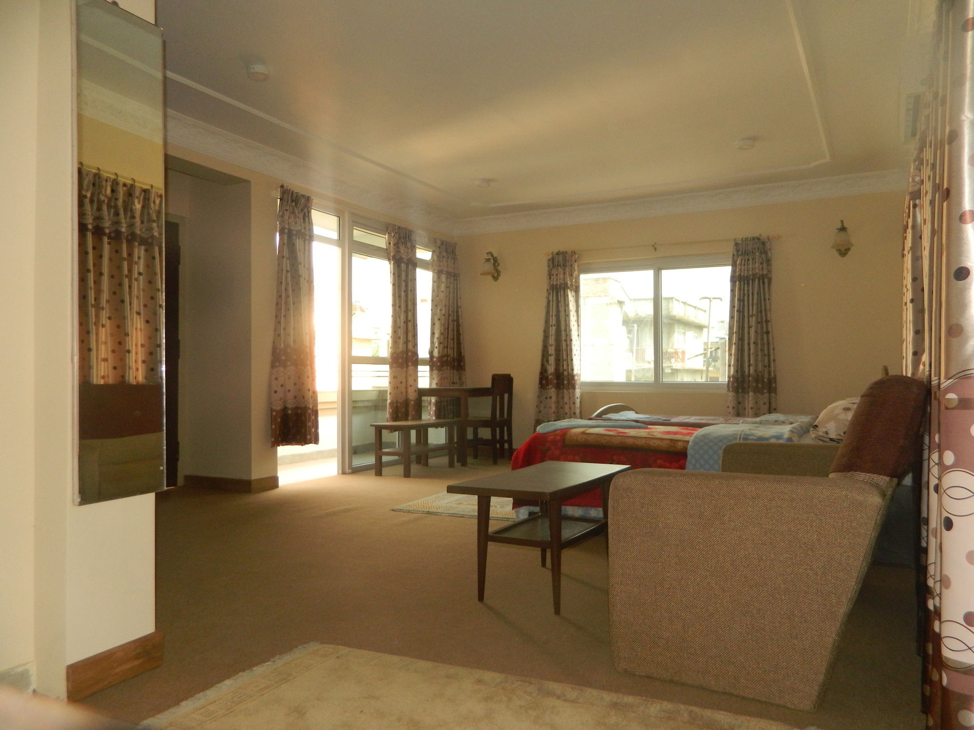 Om Tara Guest House Pvt Ltd Kathmandu Luaran gambar